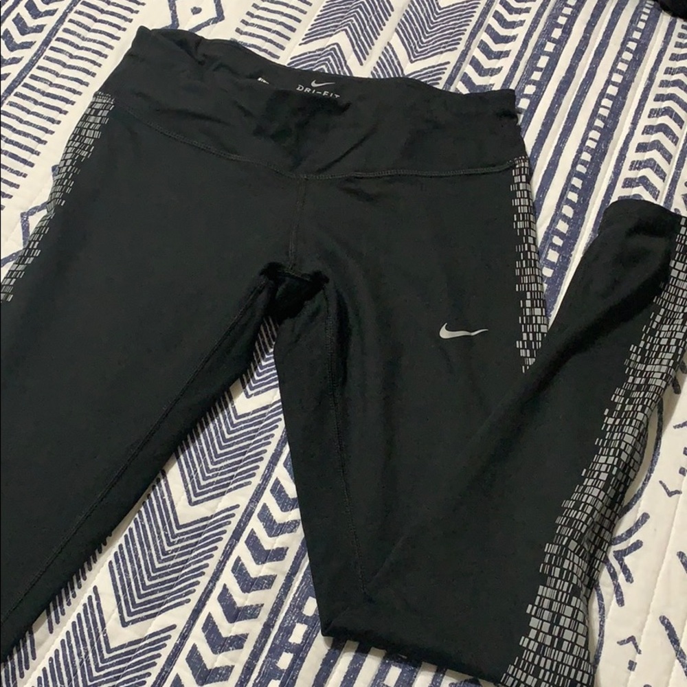 Nike dri fit leggings